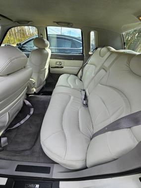 1997 Lincoln Town Car Signature