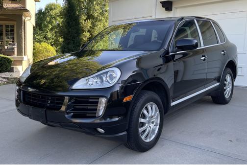 2010 Porsche Cayenne Base