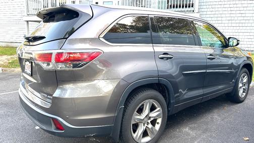2014 Toyota Highlander Limited Platinum