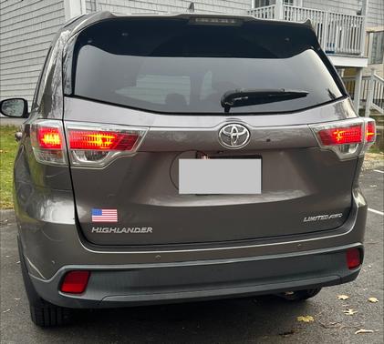 2014 Toyota Highlander Limited Platinum
