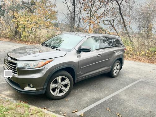 2014 Toyota Highlander Limited Platinum