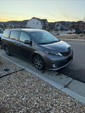 2015 Toyota Sienna SE