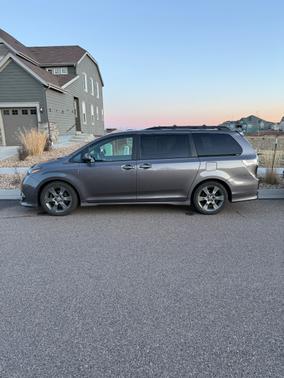 2015 Toyota Sienna SE