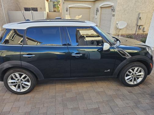 Green 2012 MINI Cooper S Countryman Base