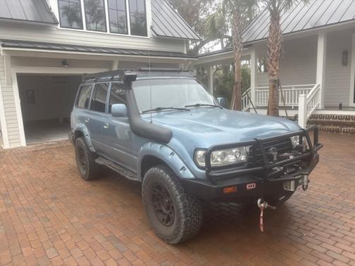 1995 Toyota Land Cruiser Base