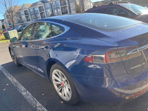 2017 Tesla Model S 75