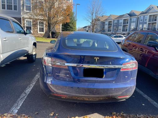 2017 Tesla Model S 75