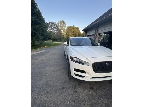 2020 Jaguar F-PACE 25t Prestige