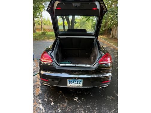 2015 Porsche Panamera 4