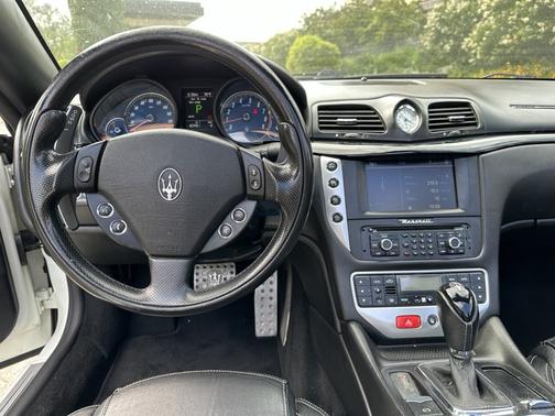 2011 Maserati GranTurismo Base