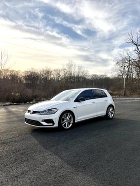 Photo 1 of 12 of 2019 Volkswagen Golf R 4-Door w/DCC & Navigation
