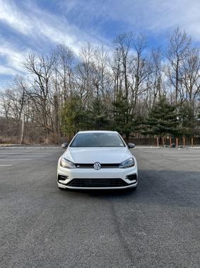 Photo 3 of 12 of 2019 Volkswagen Golf R 4-Door w/DCC & Navigation