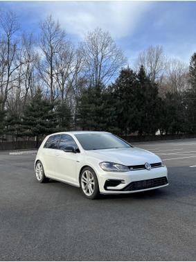 Photo 5 of 12 of 2019 Volkswagen Golf R 4-Door w/DCC & Navigation