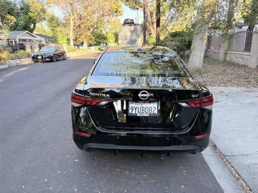 Black 2024 Nissan Sentra SV