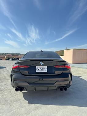 Black 2022 BMW M440 i