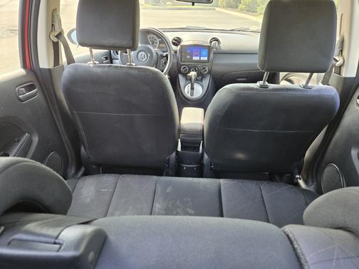 2014 Mazda Mazda2 Sport