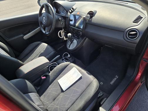 2014 Mazda Mazda2 Sport