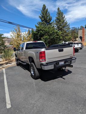 2008 GMC Sierra 2500 SLT H/D Crew Cab