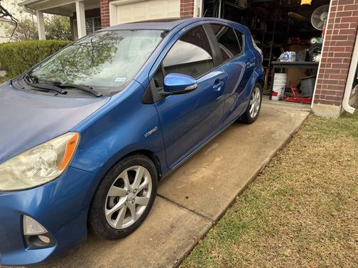 2012 Toyota Prius c Four