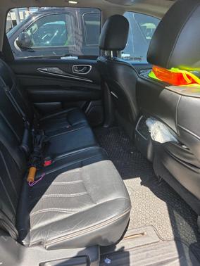 Silver 2013 INFINITI JX35 Base
