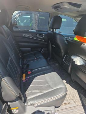 Silver 2013 INFINITI JX35 Base