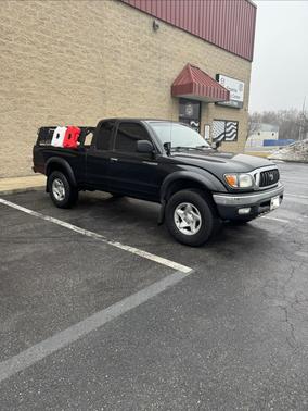 Black 2003 Toyota Tacoma PreRunner Xtracab