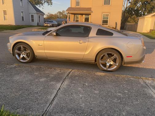 Silver 2012 Ford Mustang GT