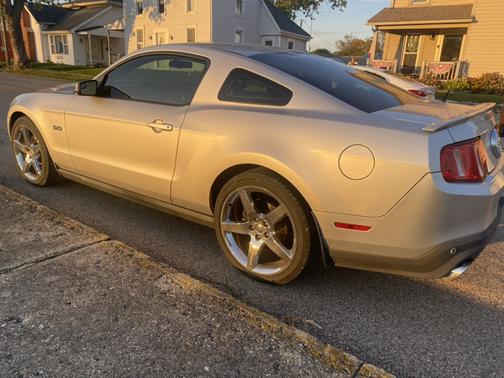 Silver 2012 Ford Mustang GT