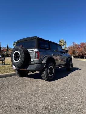2022 Ford Bronco Base Advanced