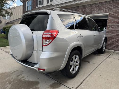 2011 Toyota RAV4 Limited