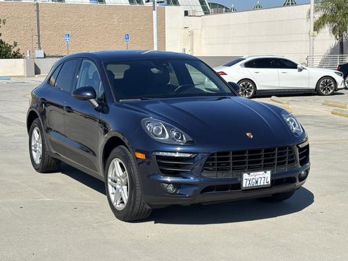 2017 Porsche Macan Macan