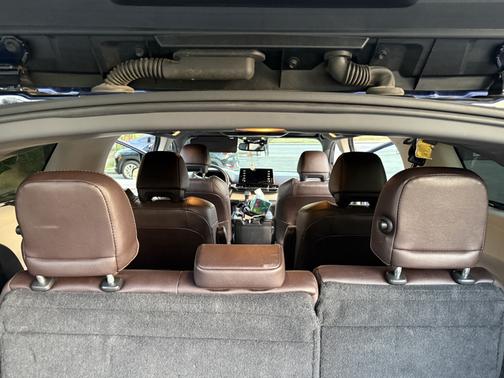 Blue 2022 Toyota Sienna Platinum