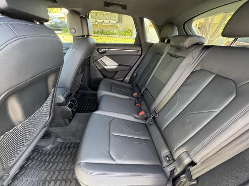 2022 Audi Q3 45 S line Premium