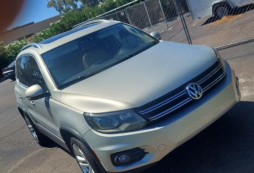 2012 Volkswagen Tiguan SEL