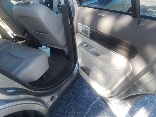 2008 Lincoln MKX Base