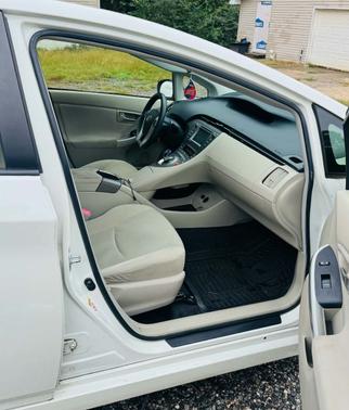 White 2012 Toyota Prius Three
