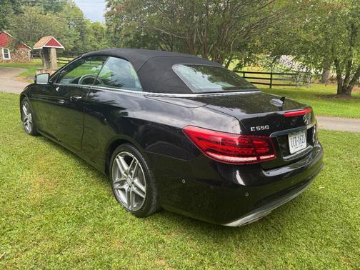 Black 2016 Mercedes-Benz E-Class E 550