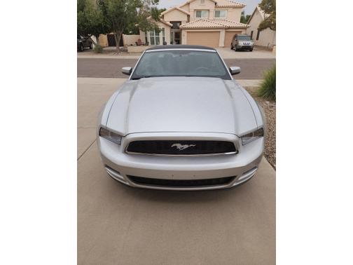 2013 Ford Mustang V6 Premium