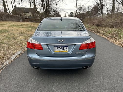 2011 Hyundai Genesis 4.6