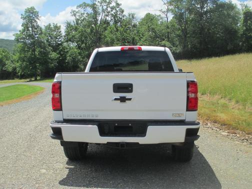 White 2018 Chevrolet Silverado 1500 1LT