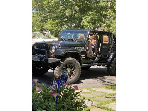 2011 Jeep Wrangler Unlimited Sahara