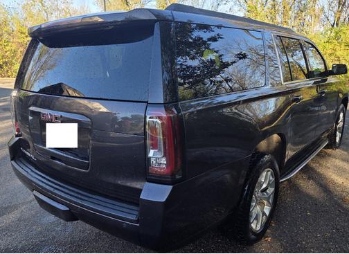 2016 GMC Yukon XL SLT