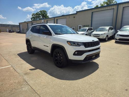 White 2025 Jeep Compass Latitude