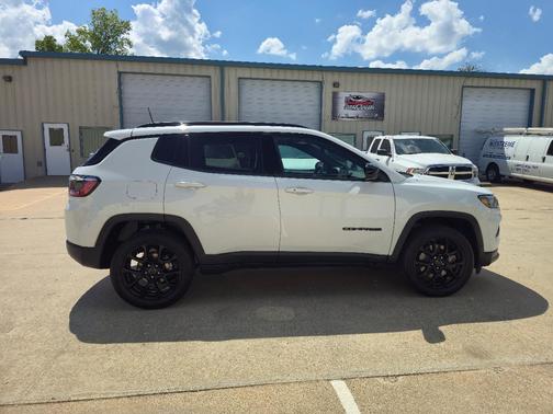 White 2025 Jeep Compass Latitude