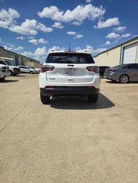 White 2025 Jeep Compass Latitude