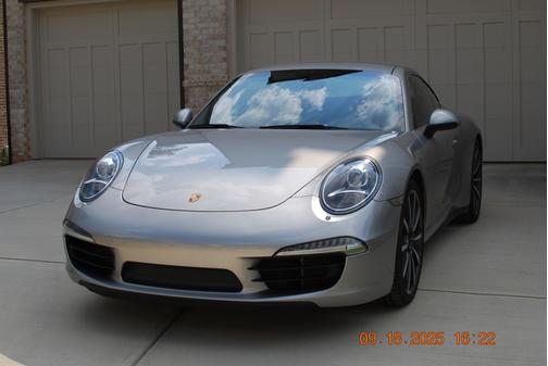 2013 Porsche 911 911 Carrera 4S