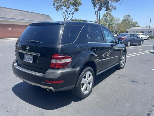 2011 Mercedes-Benz M-Class ML 350