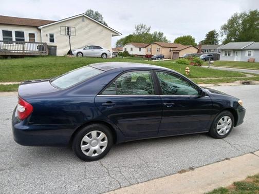 2003 Toyota Camry LE