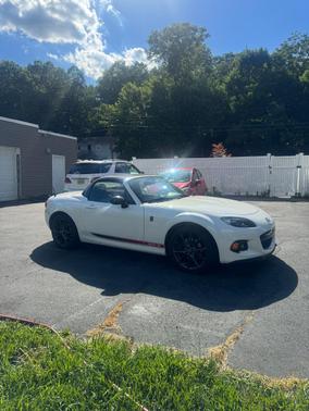 White 2014 Mazda MX-5 Miata Club