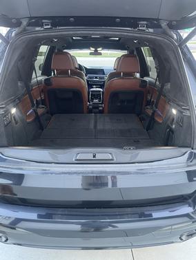 Black 2021 BMW X7 M50i